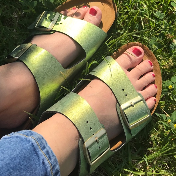 SALE!💥Birkenstock sz 42(11-11.5) - Picture 2 of 7